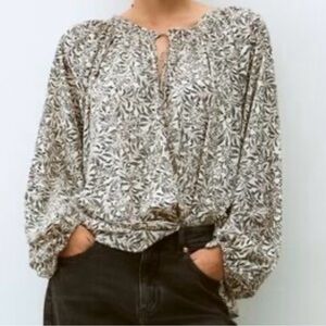H&M Oversized Crêpe Leaf Print Blouse – Black & White XL NWOT!